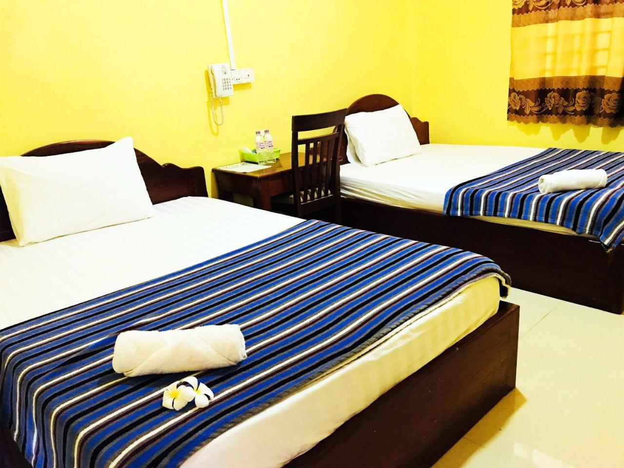 First Hotel Battambang Bagian luar foto